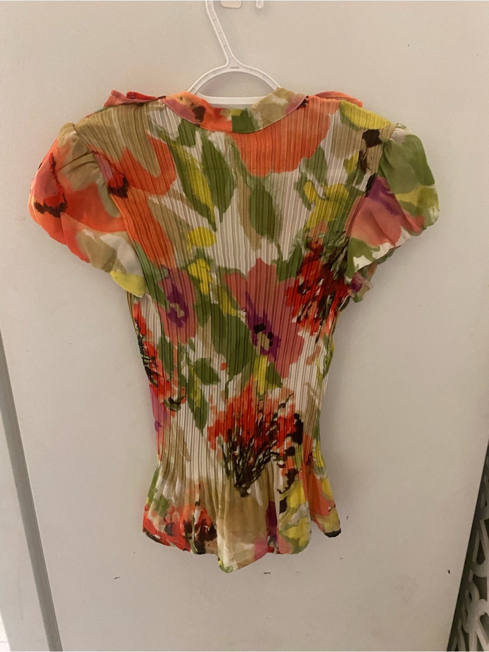 Floral Ruffle V-Neck Blouse in Multi-Color - - Picture 2 of 4
